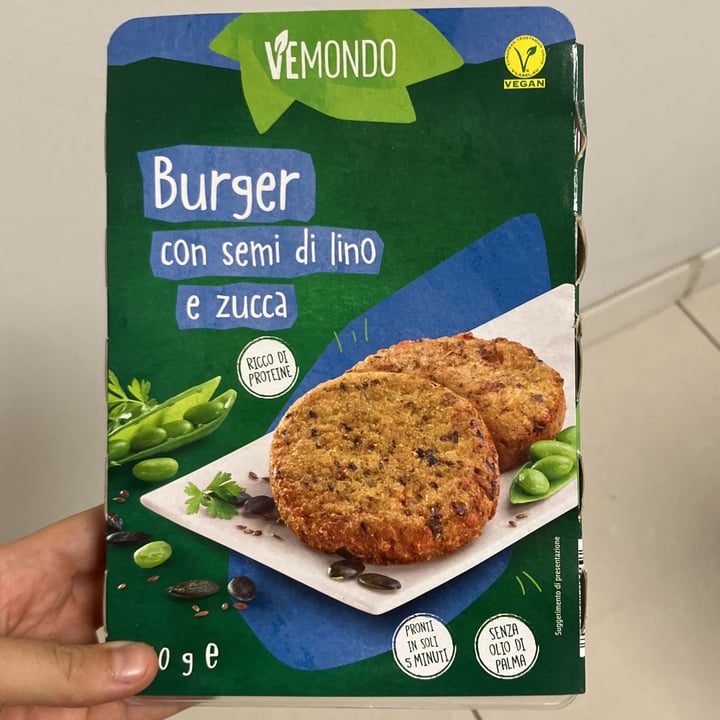 review photo of Vemondo Burger Semi di Lino e Zucca shared by @francialberti1998 on 05 Oct 2022 - review