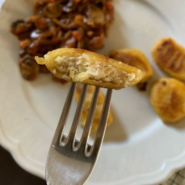 photo of Vemondo Nuggets Vegani (Pepite Vegane con Salsa al Peperoncino Dolce) shared by @gaiasct on  27 Sep 2022 - review