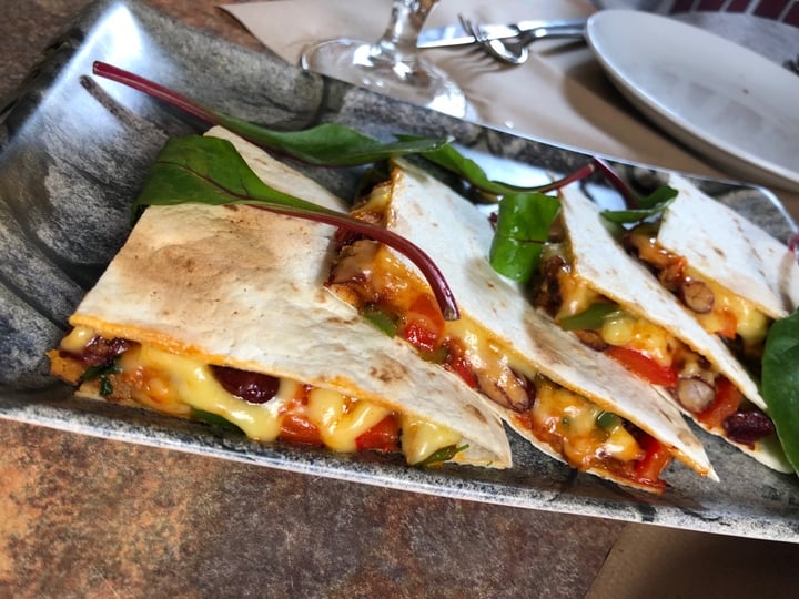 review photo of Hakuna Matata Veggie Quesadilla Hakuna shared by @anitagmer on 31 Jan 2020 - review