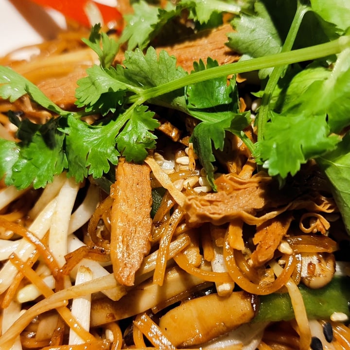 photo of LingZhi Vegetarian - Velocity@Novena Home-made Fried Turmeric Noodles shared by @varun on  27 Sep 2020 - review