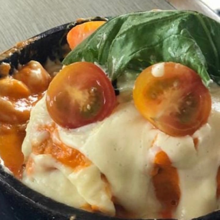 review photo of Vegan Inc. Miyana Polanco Lasagna Rustica shared by @gisells on 20 Oct 2020 - review