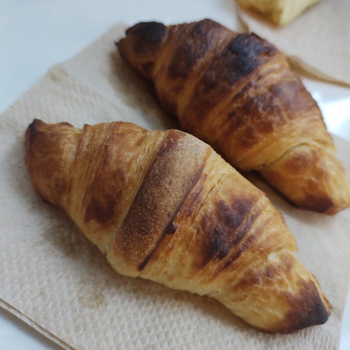 photo of Bioma plant based café Croissant shared by @raulodtd on  04 Dec 2020 - review