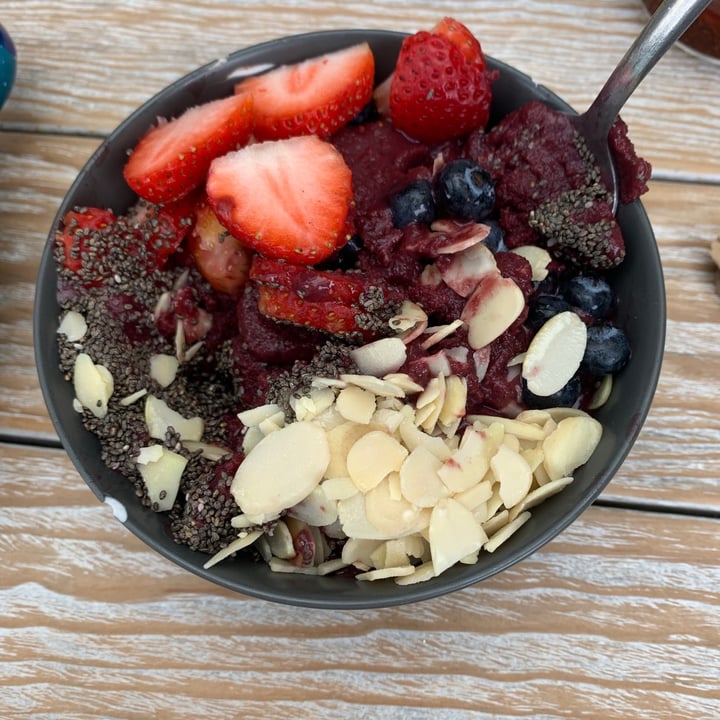 photo of Verde Amor Açaí Bowl shared by @ms-brightside on  05 Aug 2021 - review