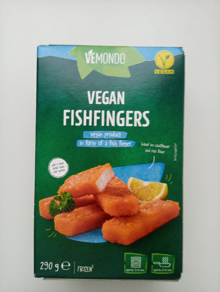 photo of Vemondo Vegan fishfingers shared by @aruchimenti on  16 Aug 2021 - review