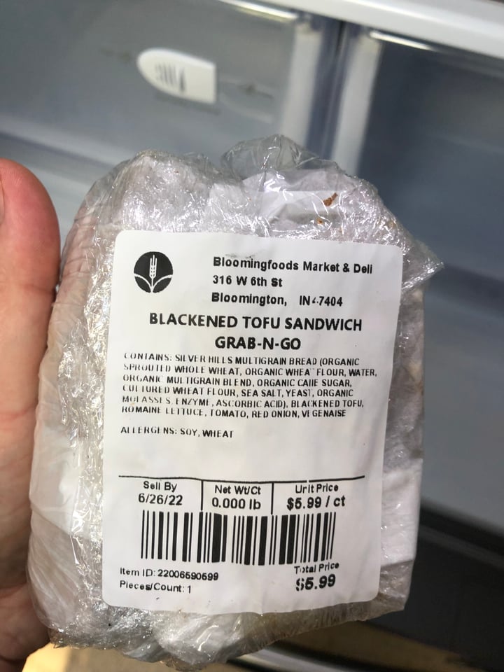 photo of Bloomingfoods Market & Deli Near West Side Blackened Tofu Sandwich shared by @nisharespect on  20 Jul 2022 - review