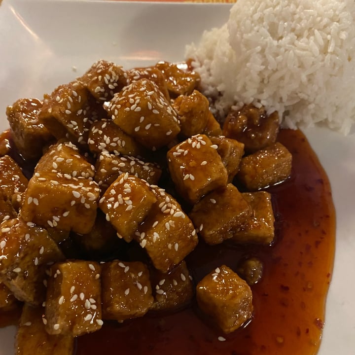 photo of Chili House Sesame Tofu shared by @gracelovesanimals on  28 Apr 2022 - review
