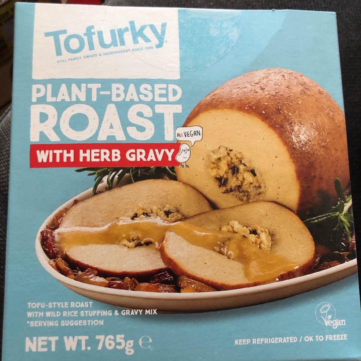 photo of Tofurky Plant-Based Roast with Herb Gravy shared by @cloudnineberry on  06 Dec 2020 - review