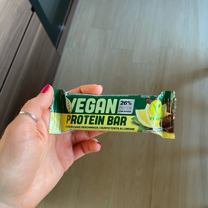 photo of Vegan Protein Bar  gusto torta Limone shared by @theredhead on  27 Oct 2022 - review
