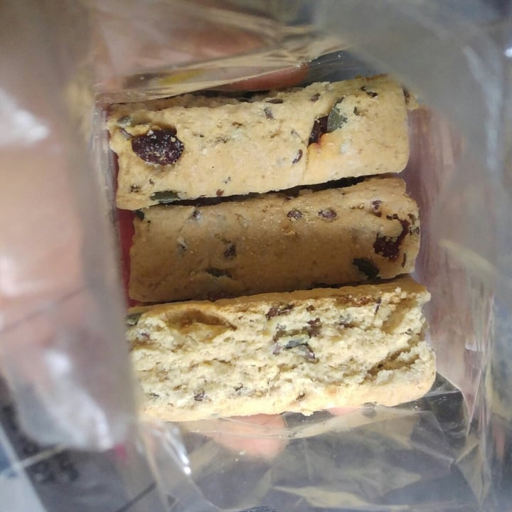 photo of Woolworths Cranberry And Seed Rusks shared by @natanya on  06 Mar 2021 - review