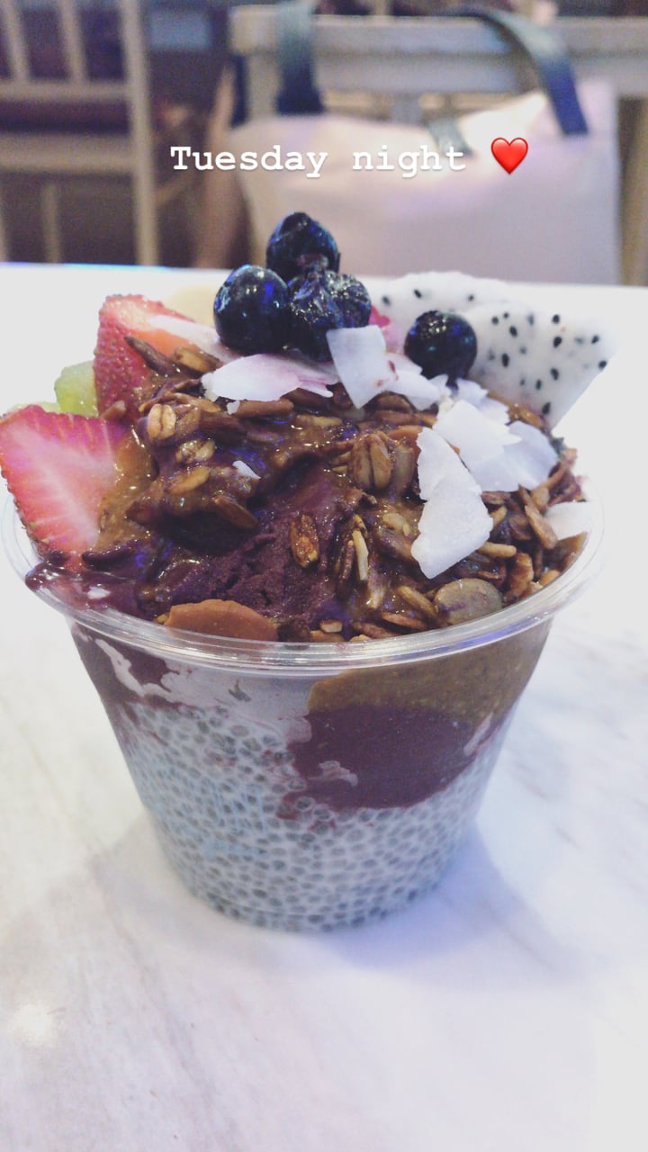 review photo of Haakon Superfoods and Juice Classic Acai Bowl shared by @longliveclean on 12 Jun 2018 - review