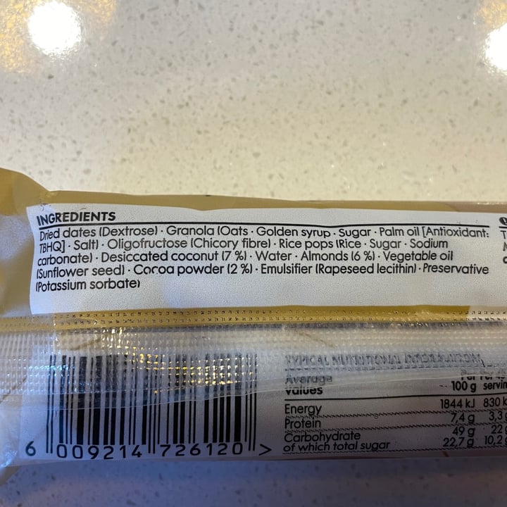 photo of Woolworths Food Cocoa Coconut Almond Snack Bar shared by @pravika on  12 Sep 2021 - review