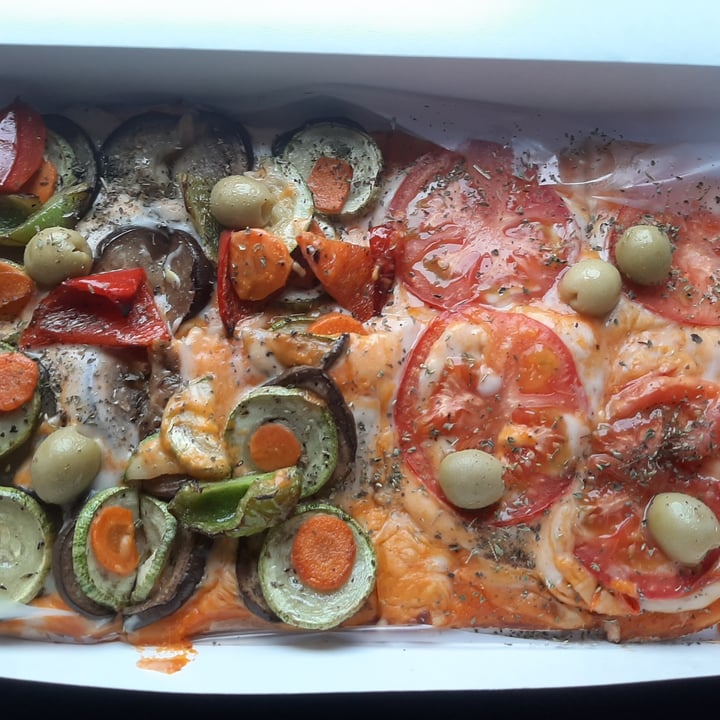 photo of Triumph Café Ushuaia Pizza De Vegetales shared by @paulaescalante on  03 Mar 2021 - review