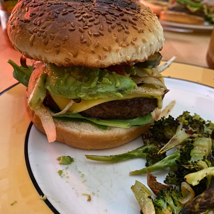 photo of Impossible Foods Impossible Burger Patties shared by @snl017 on  21 Dec 2020 - review