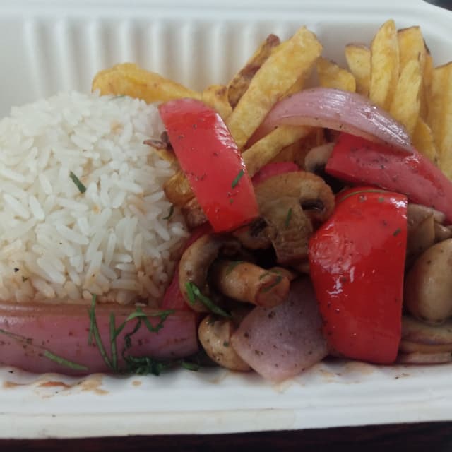 Photo of the dish “No lomo saltado”