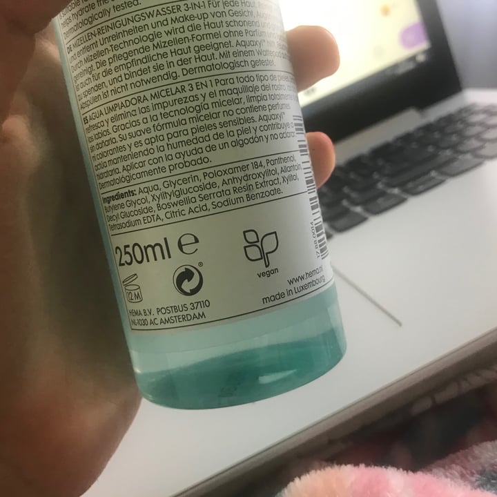 photo of Hema Cleansing water 3 in 1 shared by @rosurose on  23 May 2020 - review