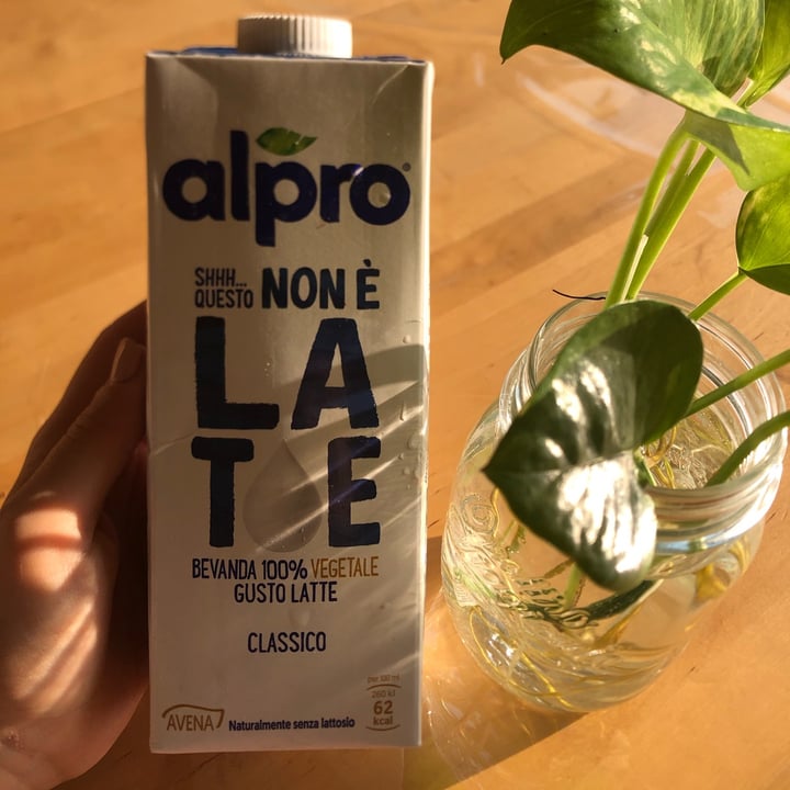 photo of Alpro This is Not Milk Classic Questo Non è Late Classico shared by @alessandratesta on  07 Aug 2022 - review