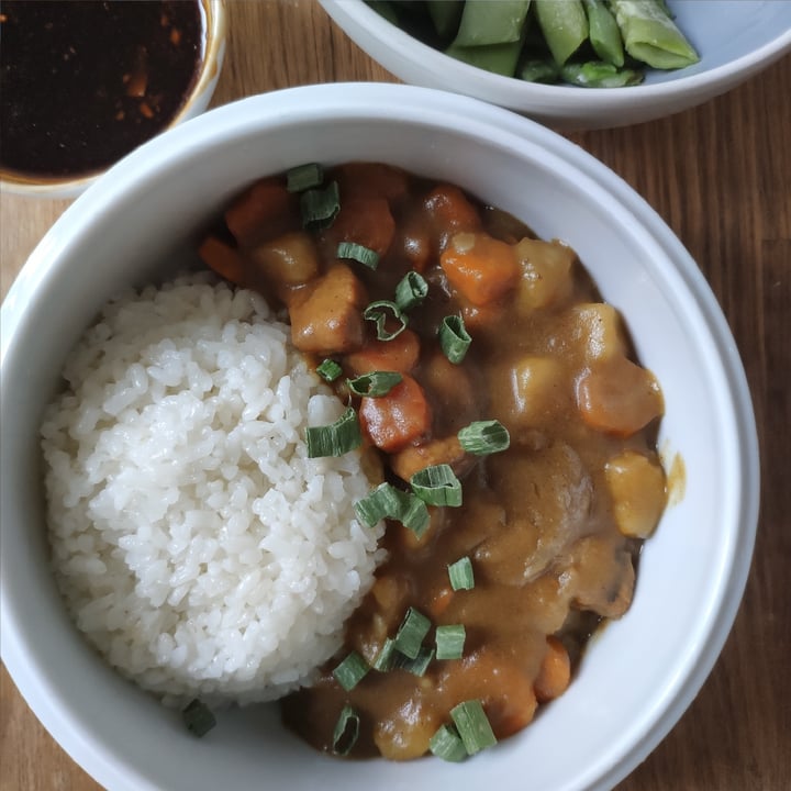 review photo of S&B Golden Curry Medium Hot shared by @mikutheclown on 22 Jun 2022 - review