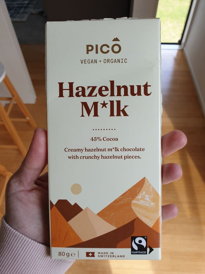 review photo of Pico Chocolate Hazelnut M*lk shared by @leevdberg on 18 Apr 2020 - review