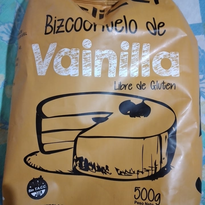 photo of Delicel Bizcochuelo Sabor Vainilla shared by @euge86 on  21 Aug 2020 - review