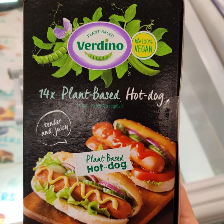 photo of Verdino Plant Based Hot Dogs shared by @erbivorul on  19 Dec 2020 - review