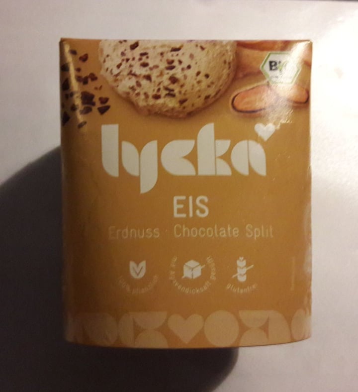 photo of Lycka Lycka Eis - Erdnuss Chocolate Split shared by @hamburgerdeern91 on  15 Feb 2020 - review