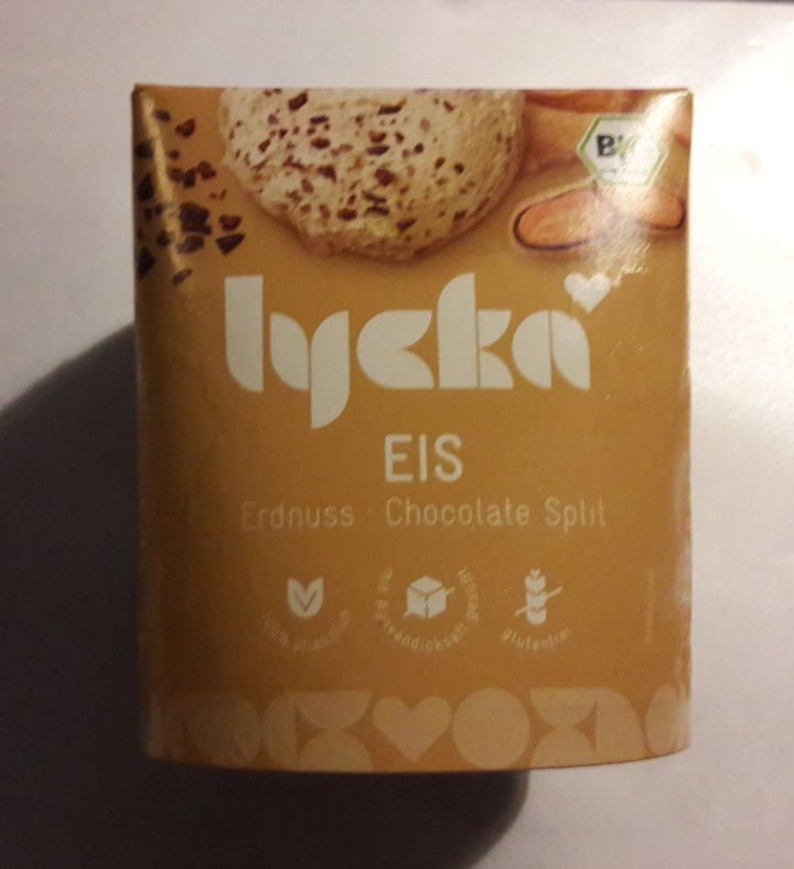review photo of Lycka Lycka Eis - Erdnuss Chocolate Split shared by @hamburgerdeern91 on 15 Feb 2020 - review