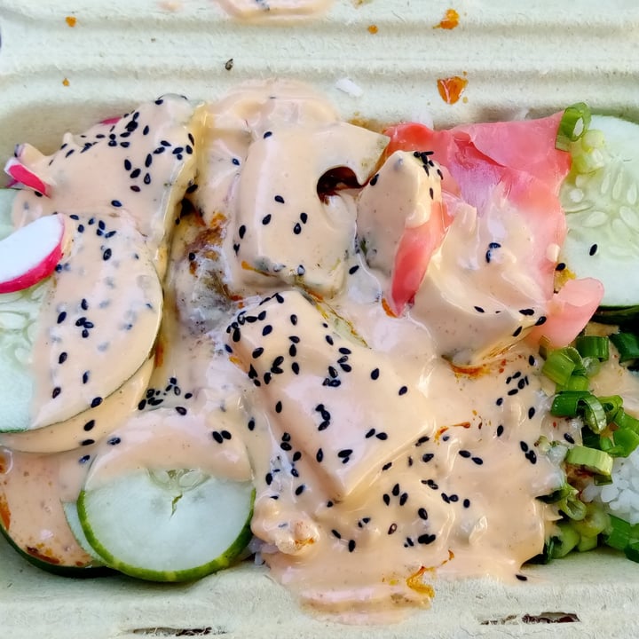 photo of Lulu's Local Eatery, LLC Sushi bowl shared by @majesticmango on  24 Sep 2021 - review