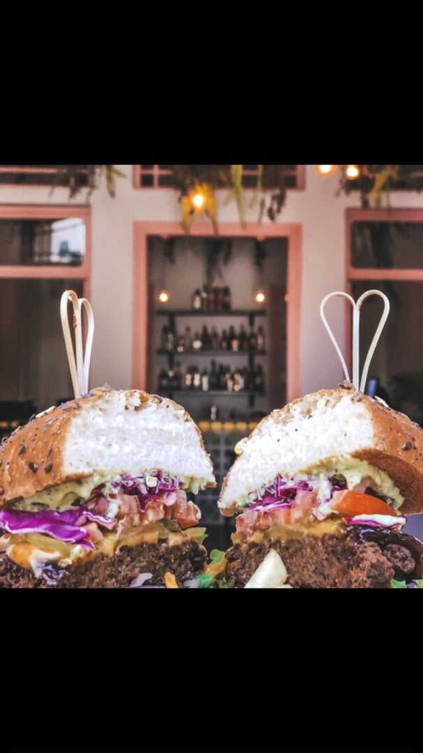 review photo of Orenda Orenda’s Burger (served with fries) shared by @yasminaasmar on 28 Jul 2019 - review