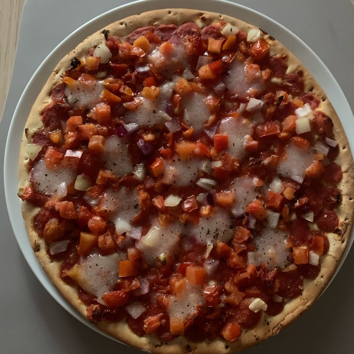 photo of Vemondo Vegan Pizza Bruschetta shared by @noemibarone on  20 May 2022 - review