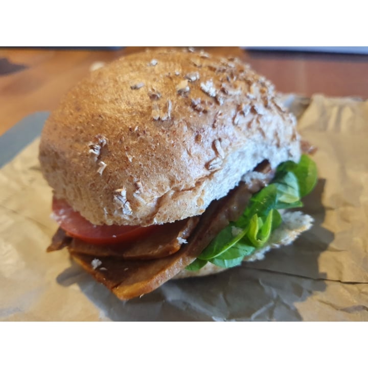 photo of Picnic BLT shared by @veganlmk on  17 Oct 2021 - review