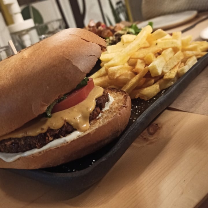 review photo of The Vegan Vandal Vandal Burger shared by @aillia on 11 Mar 2022 - review