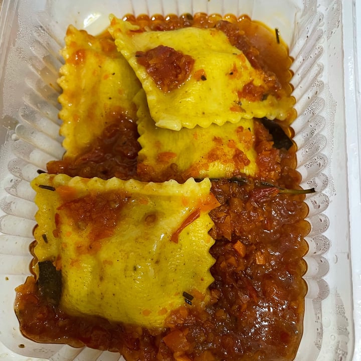 photo of Krishna Veggie Ravioles De Tofu shared by @caroesti on  21 May 2021 - review