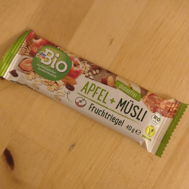 photo of dmBio Apfel + Müsli Riegel shared by @jacobyy on  11 Nov 2020 - review