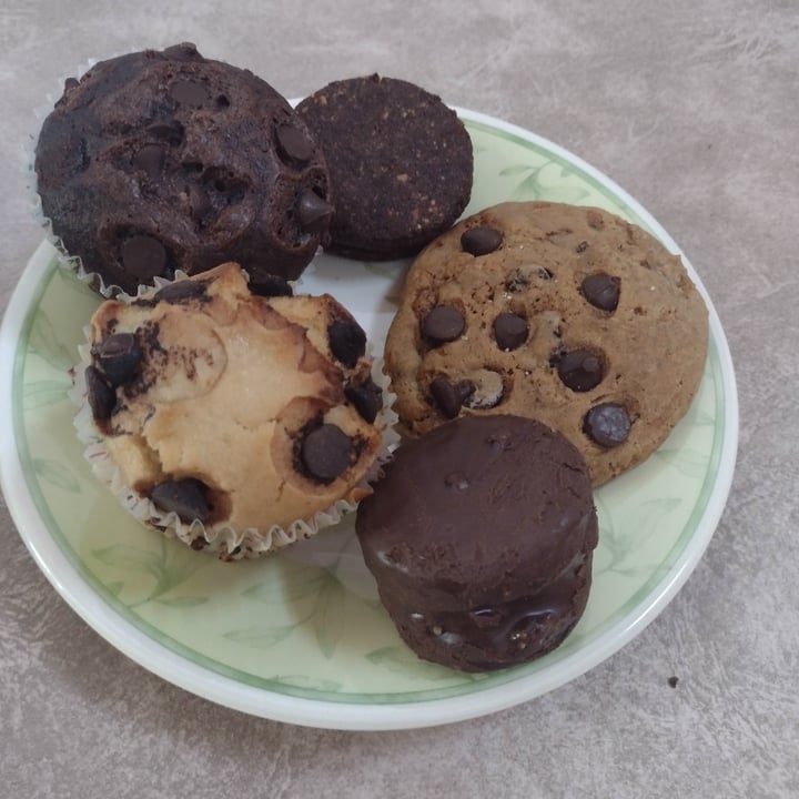 review photo of Kela con amor Variedad De Cosas Dulces shared by @arianablustein on 25 Feb 2022 - review