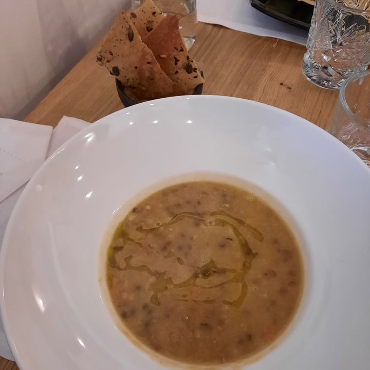 photo of Orto Osteria dalla terra Zuppa di legumi, paté di fagioli e sfoglia croccante di patate shared by @tania- on  26 Mar 2022 - review