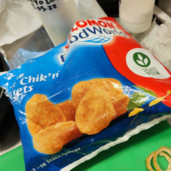 photo of salomon foodworld Chik'n nuggets shared by @mynameiscri on  04 Sep 2022 - review