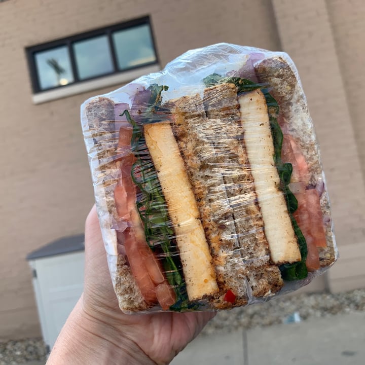 photo of Bloomingfoods Market & Deli Near West Side Blackened Tofu Sandwich shared by @allhess on  25 Aug 2020 - review