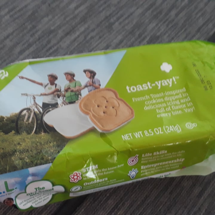 photo of Girl Scout Cookies Toast-yay Cookies shared by @m5giora on  30 Mar 2022 - review