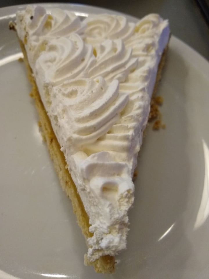 photo of Loving Hut Lemon Pie shared by @pamarg on  18 Aug 2019 - review