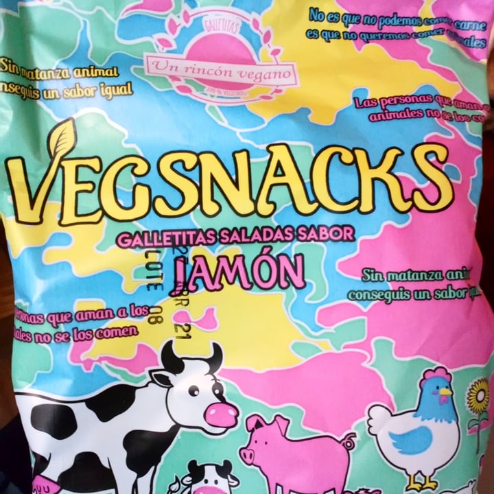 photo of Un Rincón Vegano Vegsnacks Galletas Saladas sabor Jamon shared by @cardel on  17 Sep 2020 - review