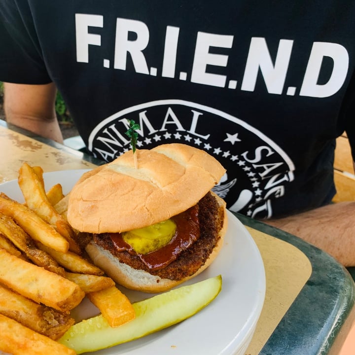 photo of Upland Brewing Co Hot Seitan Sandwich shared by @allhess on  18 Sep 2021 - review