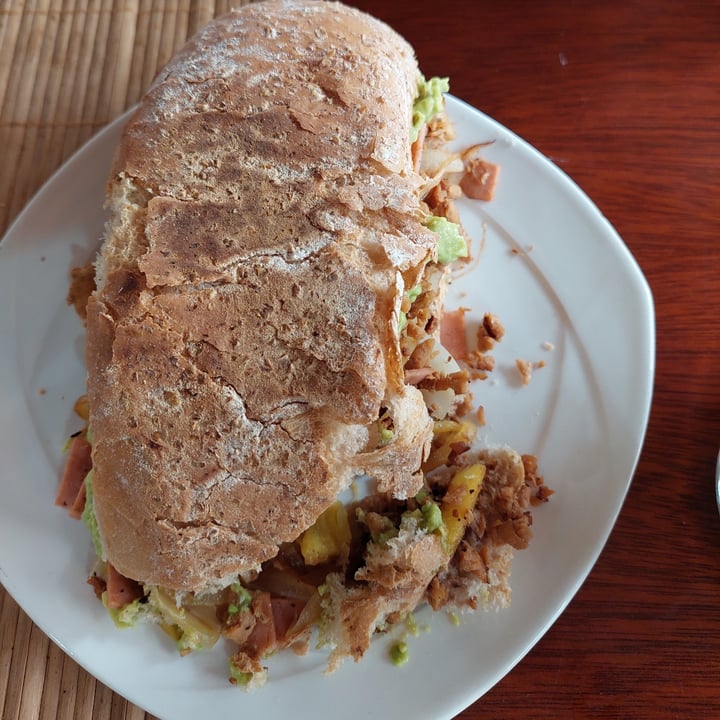 review photo of Vegetariano Soyavid Pepo shared by @carloscajal on 20 Dec 2021 - review