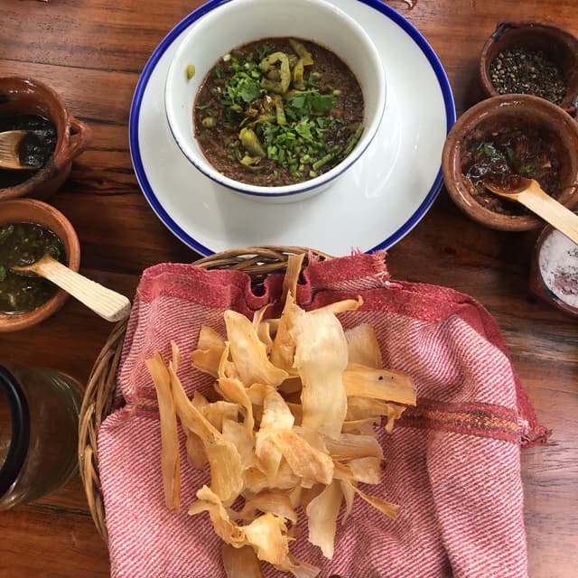 Photo of the dish “Sikil p’ak con chile xcatic asado”