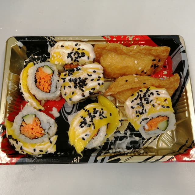 Photo of the dish “Golden Age Sushi”