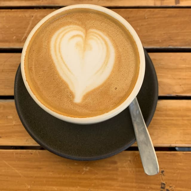Photo of the dish “Flat white con leche de almendras”
