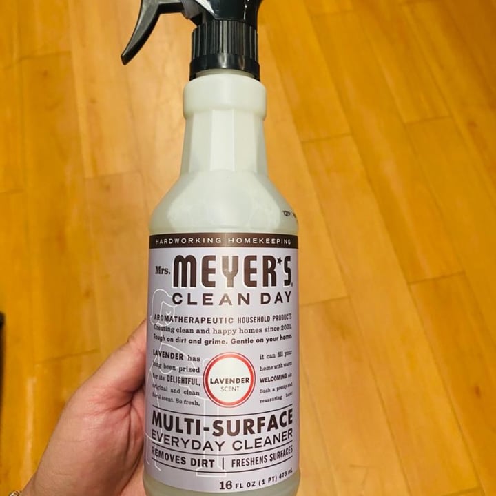 photo of Mrs. Meyer's Clean Day Detergente multi superficie shared by @karenrp on  18 Sep 2021 - review