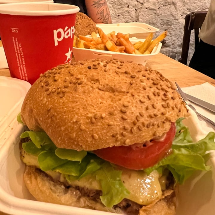 photo of La Golosa Vegan Vurger - Gracia Original shared by @rikesh on  01 Sep 2022 - review