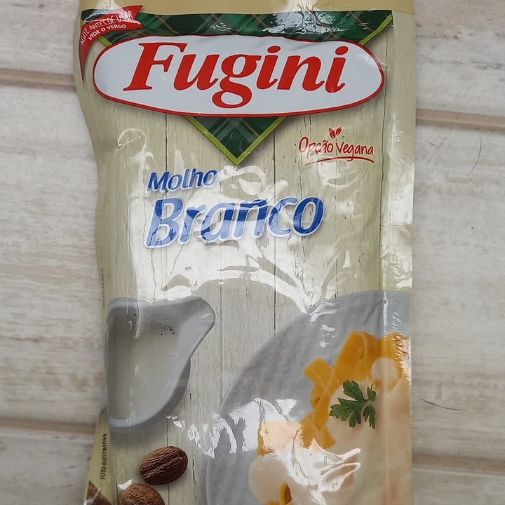 photo of Fugini Molho branco shared by @etrtomaz on  17 Apr 2022 - review