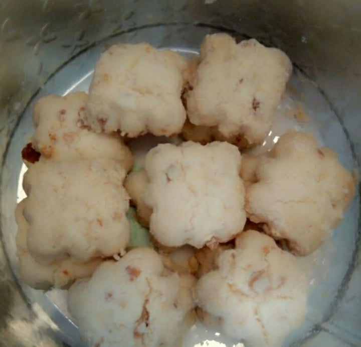 photo of Mr Bean Mr Bean Macadamia Nuts Cookies shared by @choyyuen on  03 Jan 2020 - review