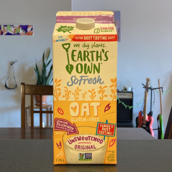 photo of Earth's Own Oat Milk shared by @mertin on  05 Nov 2021 - review